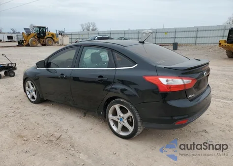 2012 Ford Focus Titanium из США, поврежденный, VIN 1FAHP3J21CL278544